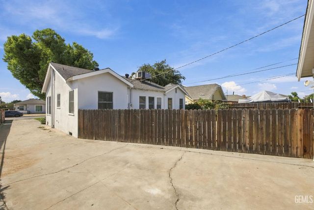 418 Francis Street, Bakersfield, CA 93308