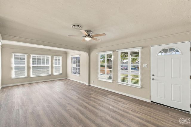 418 Francis Street, Bakersfield, CA 93308
