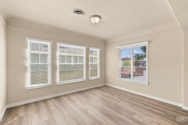 418 Francis Street, Bakersfield, CA 93308