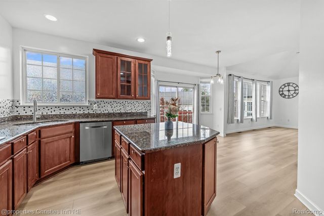 16928 Boulder Drive, Northville Township, MI 48168