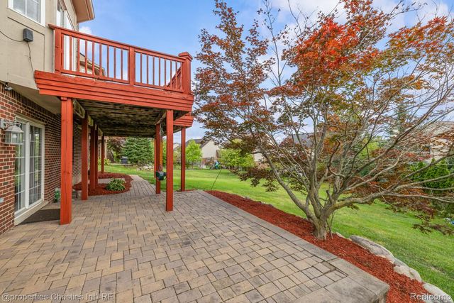 16928 Boulder Drive, Northville Township, MI 48168