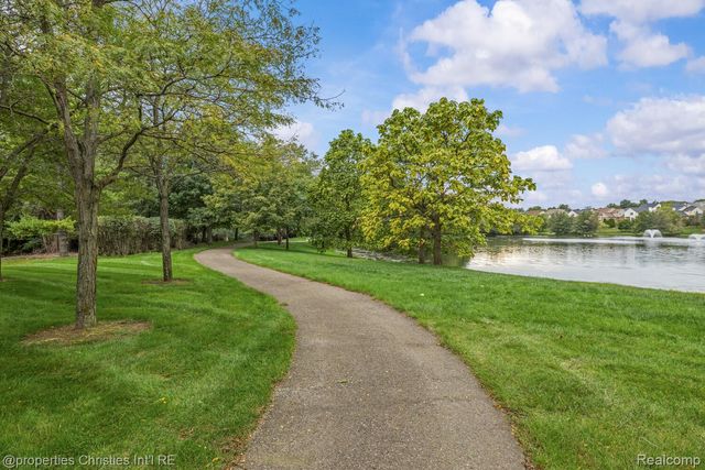 16928 Boulder Drive, Northville Township, MI 48168