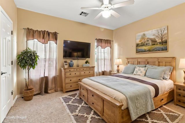 110 Dog Leg ST, Meadowlakes, TX 78654