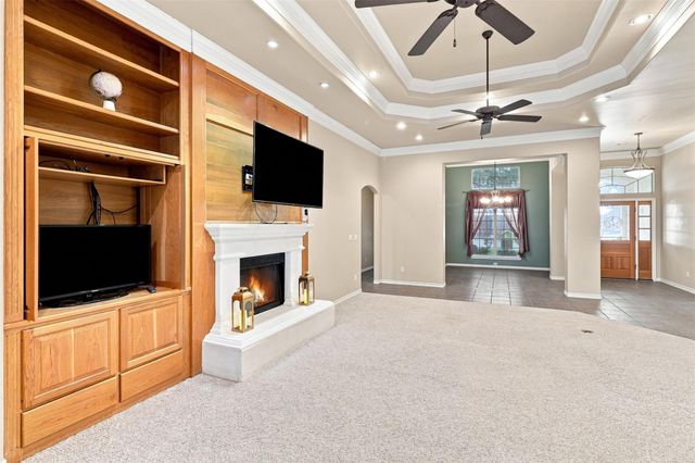 110 Dog Leg ST, Meadowlakes, TX 78654