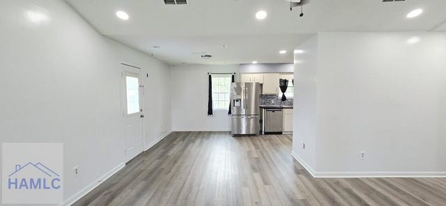 620 Sabreena Circle, Hinesville, GA 31313