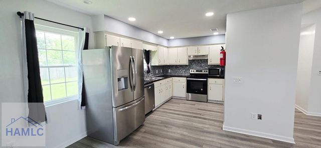 620 Sabreena Circle, Hinesville, GA 31313