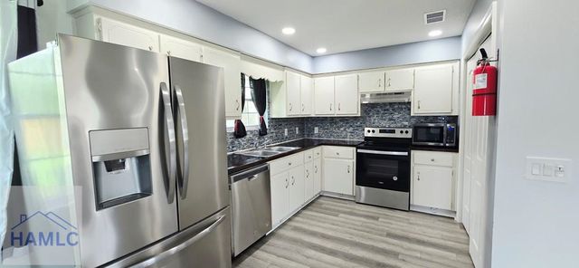620 Sabreena Circle, Hinesville, GA 31313