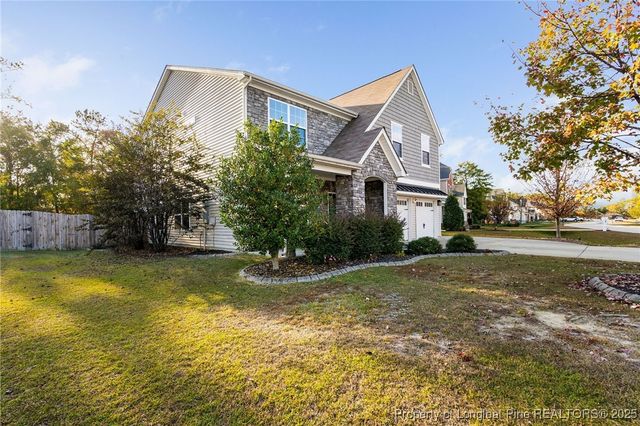 1524 Laguardia Drive, Hope Mills, NC 28348