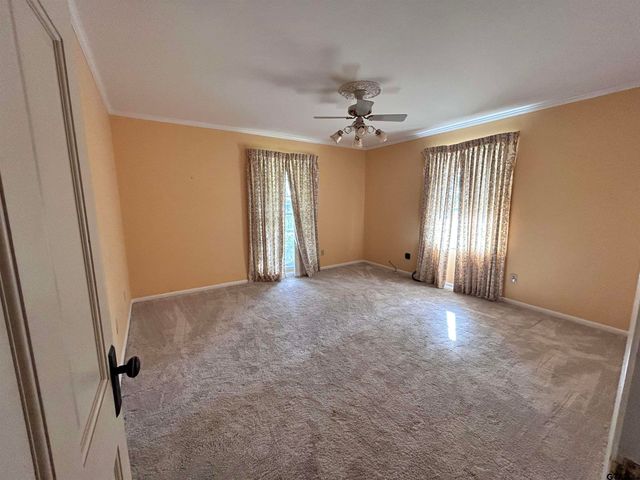 1010 Pamela, Henderson, TX 75654