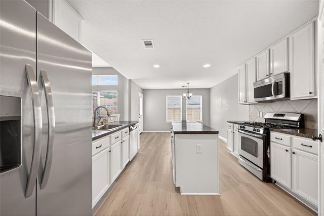 19510 N Oblong Circle, Cypress, TX 77429