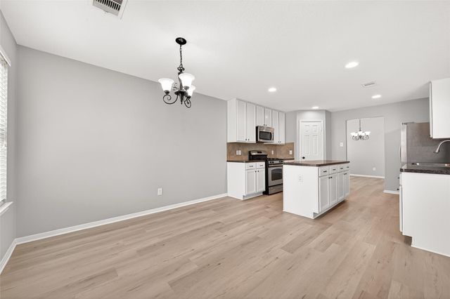 19510 N Oblong Circle, Cypress, TX 77429