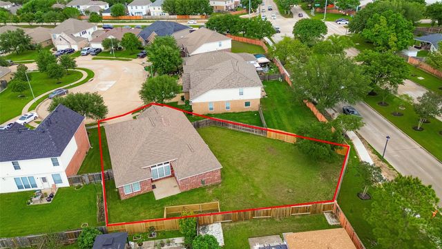 19510 N Oblong Circle, Cypress, TX 77429