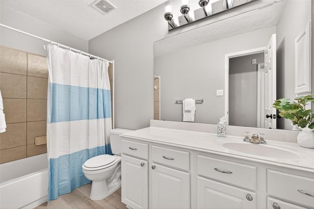 19510 N Oblong Circle, Cypress, TX 77429