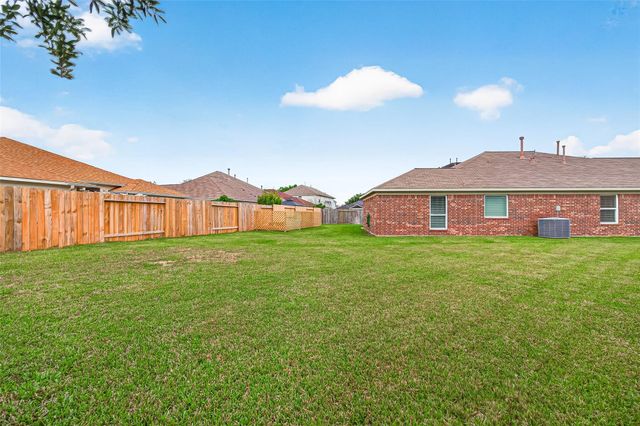 19510 N Oblong Circle, Cypress, TX 77429
