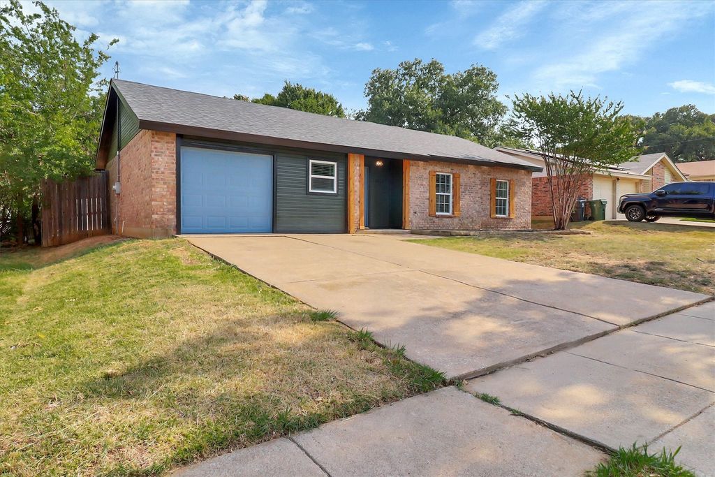 1913 Sandra Kay Lane, Arlington, TX 76015 — photo 2
