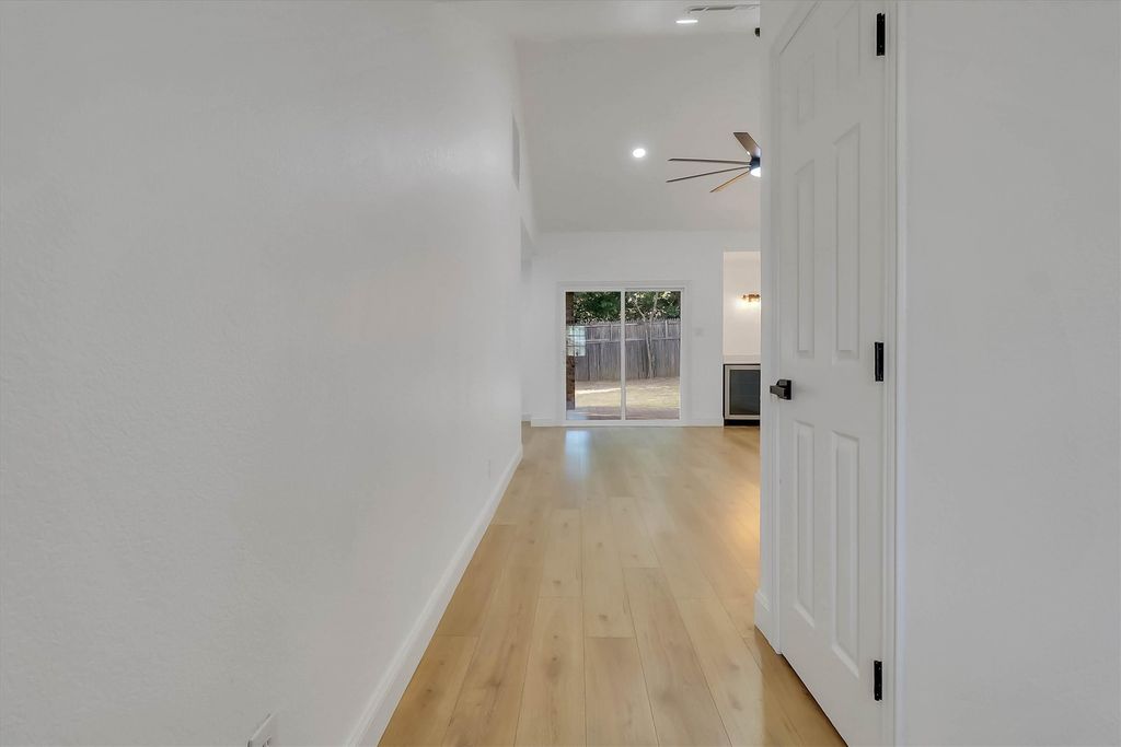 1913 Sandra Kay Lane, Arlington, TX 76015 — photo 4