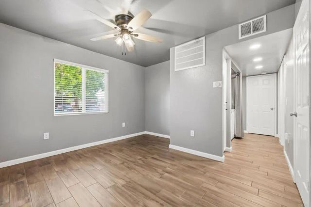 2536 White Oak Place 5, Escondido, CA 92027