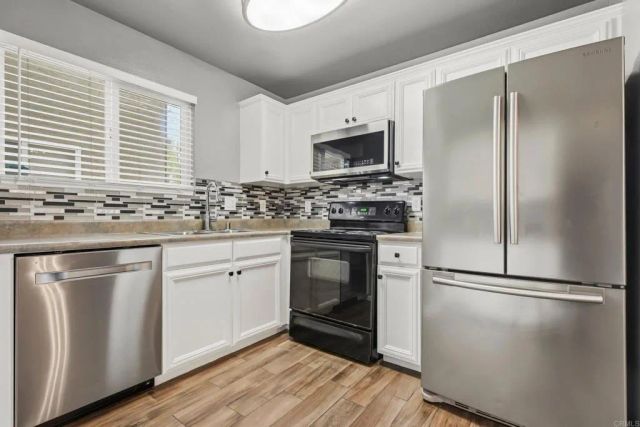 2536 White Oak Place 5, Escondido, CA 92027