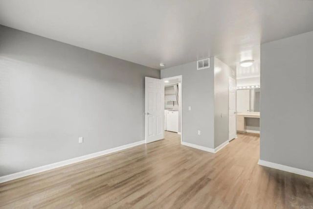 2536 White Oak Place 5, Escondido, CA 92027