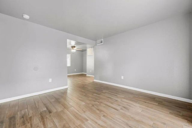 2536 White Oak Place 5, Escondido, CA 92027