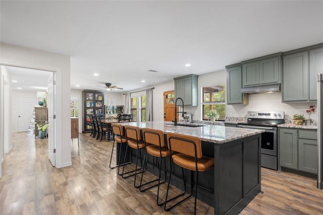 997 Vz County Road 4810, Ben Wheeler, TX 75754