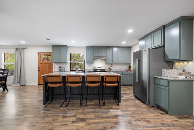 997 Vz County Road 4810, Ben Wheeler, TX 75754