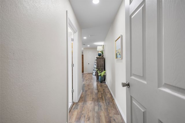 997 Vz County Road 4810, Ben Wheeler, TX 75754