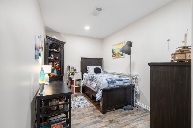 997 Vz County Road 4810, Ben Wheeler, TX 75754