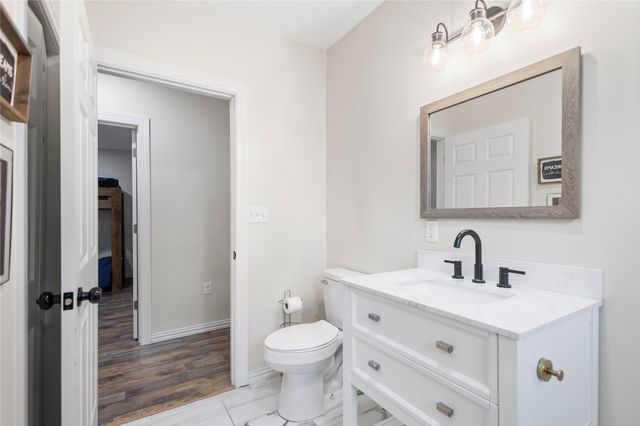 997 Vz County Road 4810, Ben Wheeler, TX 75754
