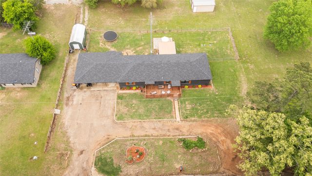 997 Vz County Road 4810, Ben Wheeler, TX 75754
