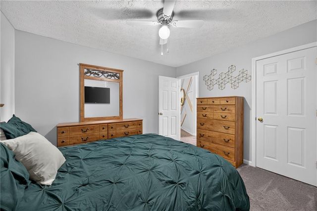 59 Canterbury Drive, Grantville, GA 30220
