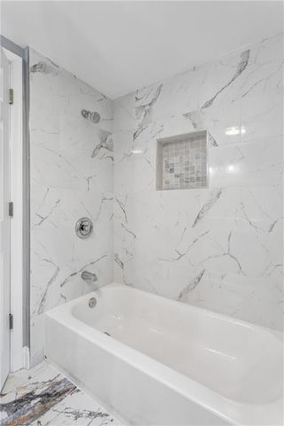 1993 Mark Pine RD, Hayes, VA 23072