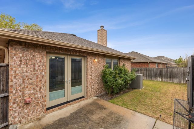 5944 Snow Creek Drive, The Colony, TX 75056