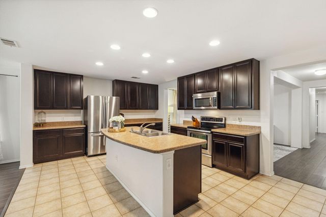 5944 Snow Creek Drive, The Colony, TX 75056
