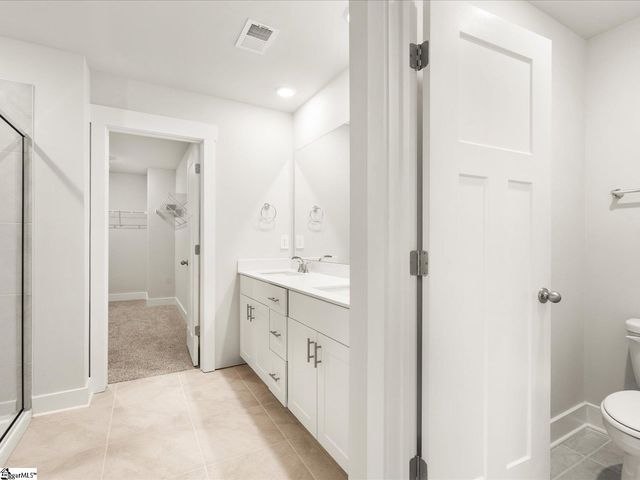 902 Rising Oak Court, Spartanburg, SC 29301