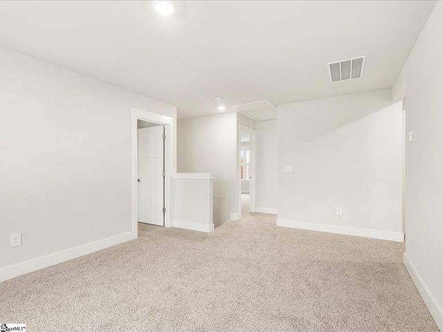 902 Rising Oak Court, Spartanburg, SC 29301