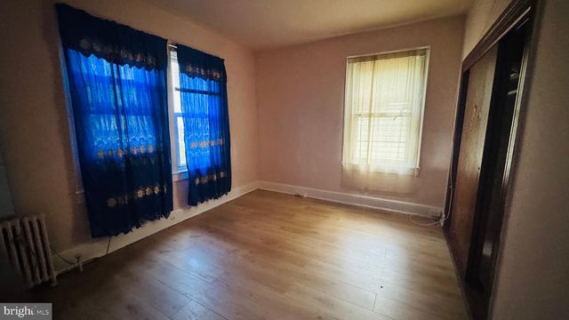 8403 FLOWER AVE, Takoma Park, MD 20912