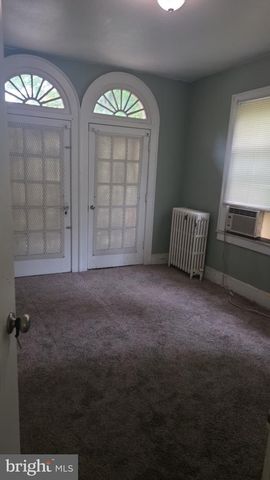 8403 FLOWER AVE, Takoma Park, MD 20912