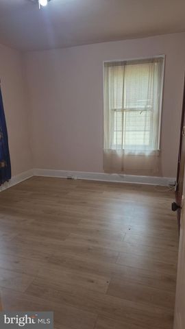 8403 FLOWER AVE, Takoma Park, MD 20912