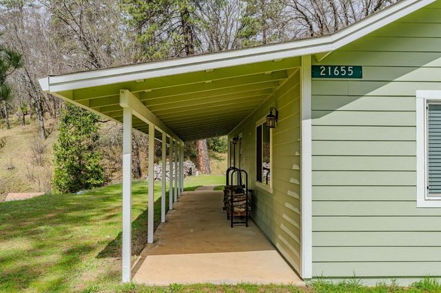 21655 Highway 26, West Point, CA 95255