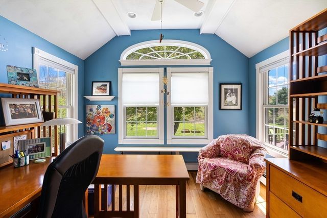 5 Victoria Ln, Rehoboth, MA 02769