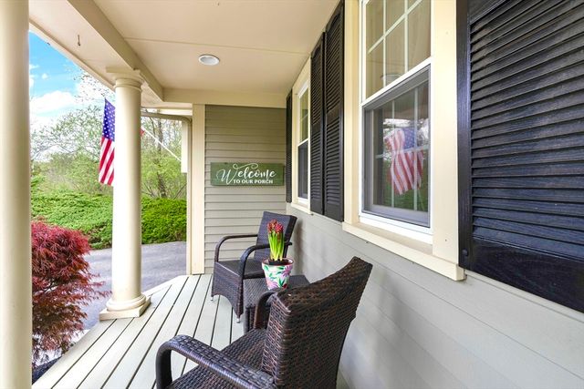 5 Victoria Ln, Rehoboth, MA 02769