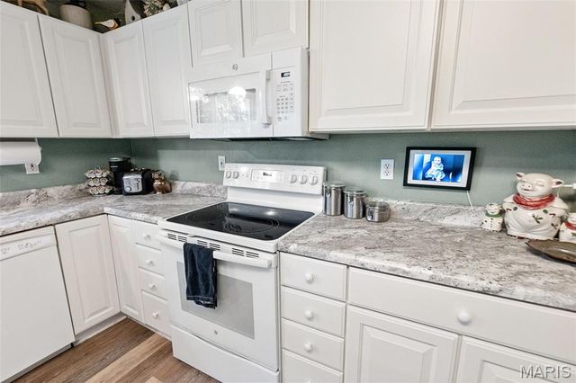 1518 William Lane, Swansea, IL 62226