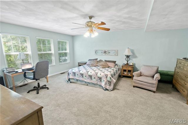 1518 William Lane, Swansea, IL 62226