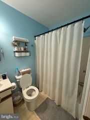 3 AMBER CT, Millersville, PA 17551