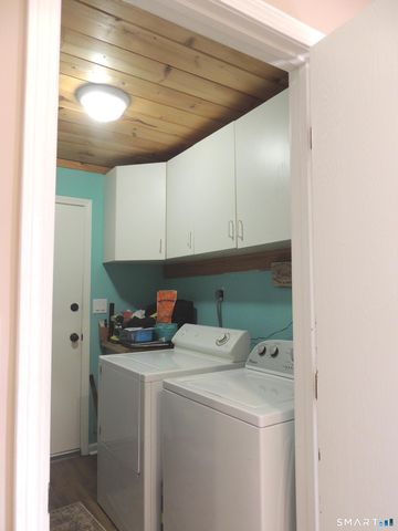 124 South Montowese Street 10, Branford, CT 06405