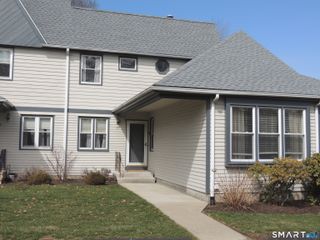 124 South Montowese Street 10, Branford, CT 06405