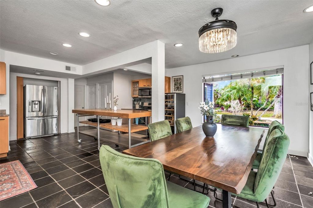 Image 39 of property listing at 12211 TWIN BRANCH ACRES ROAD, Tampa, FL 33626