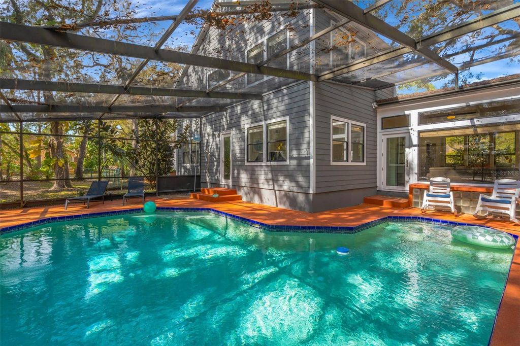 Image 5 of property listing at 12211 TWIN BRANCH ACRES ROAD, Tampa, FL 33626