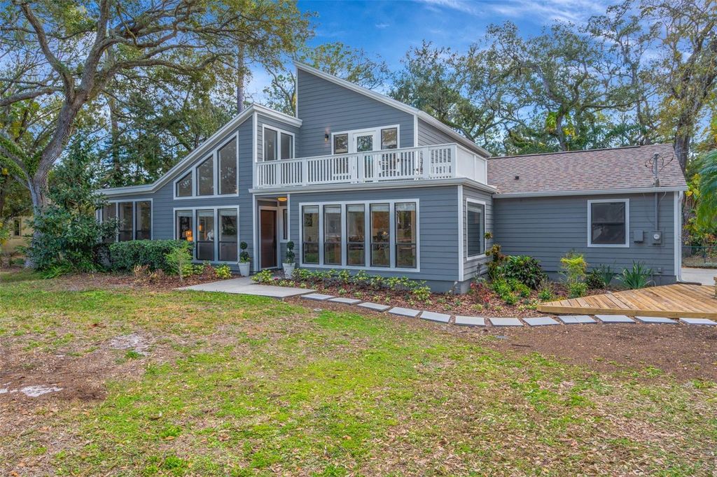 Image 42 of property listing at 12211 TWIN BRANCH ACRES ROAD, Tampa, FL 33626